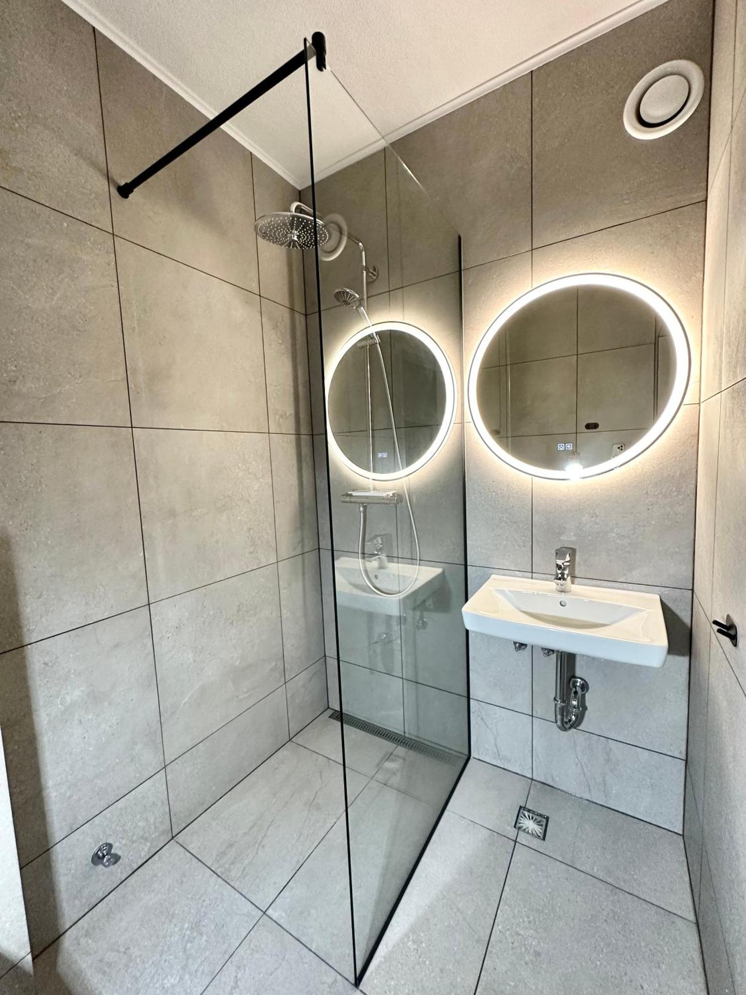 Guesthouse Hamar Вестманеяр Екстериор снимка